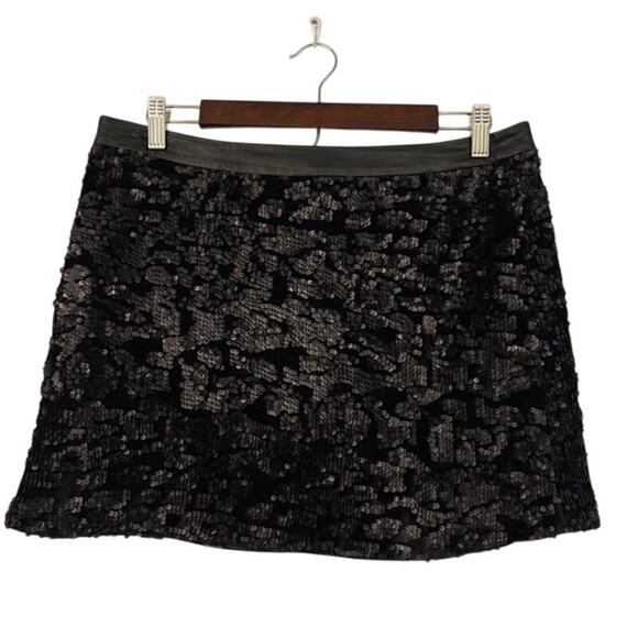 Anthropologie Dresses & Skirts - ASTR The Label Sequined Mini Skirt Size Large Black Party Sparkle Back Zip Lined